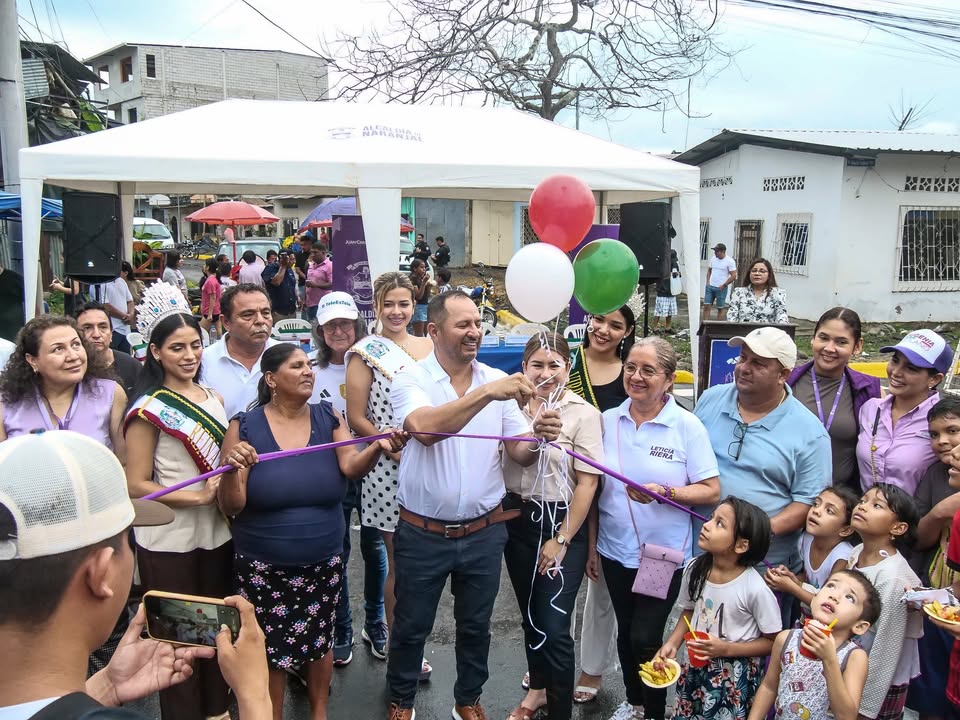 Los Robles estrenó calles renovadas con juegos y convivencia familiar