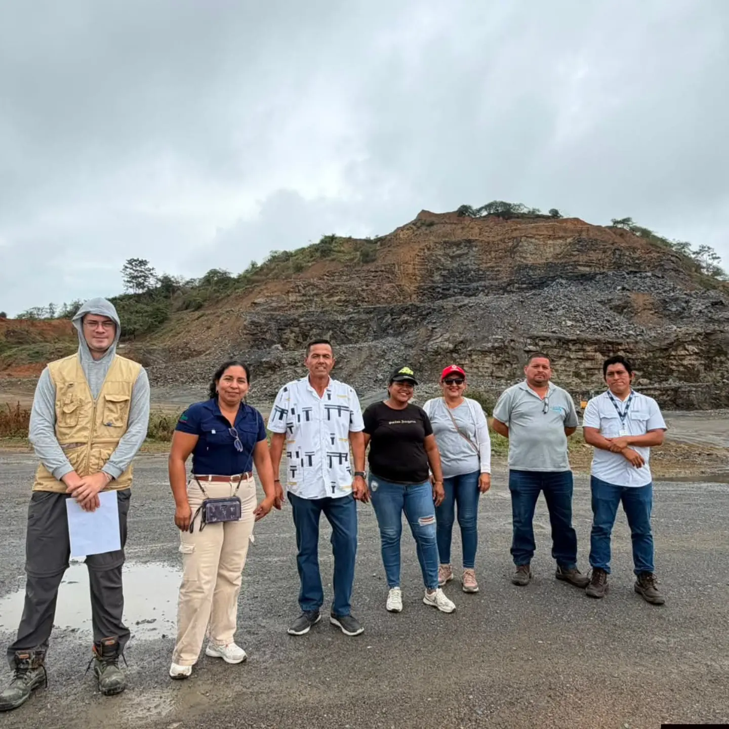 Taura y Prefectura del Guayas revisan cantera para proteger Las Jaguas de la lluvia