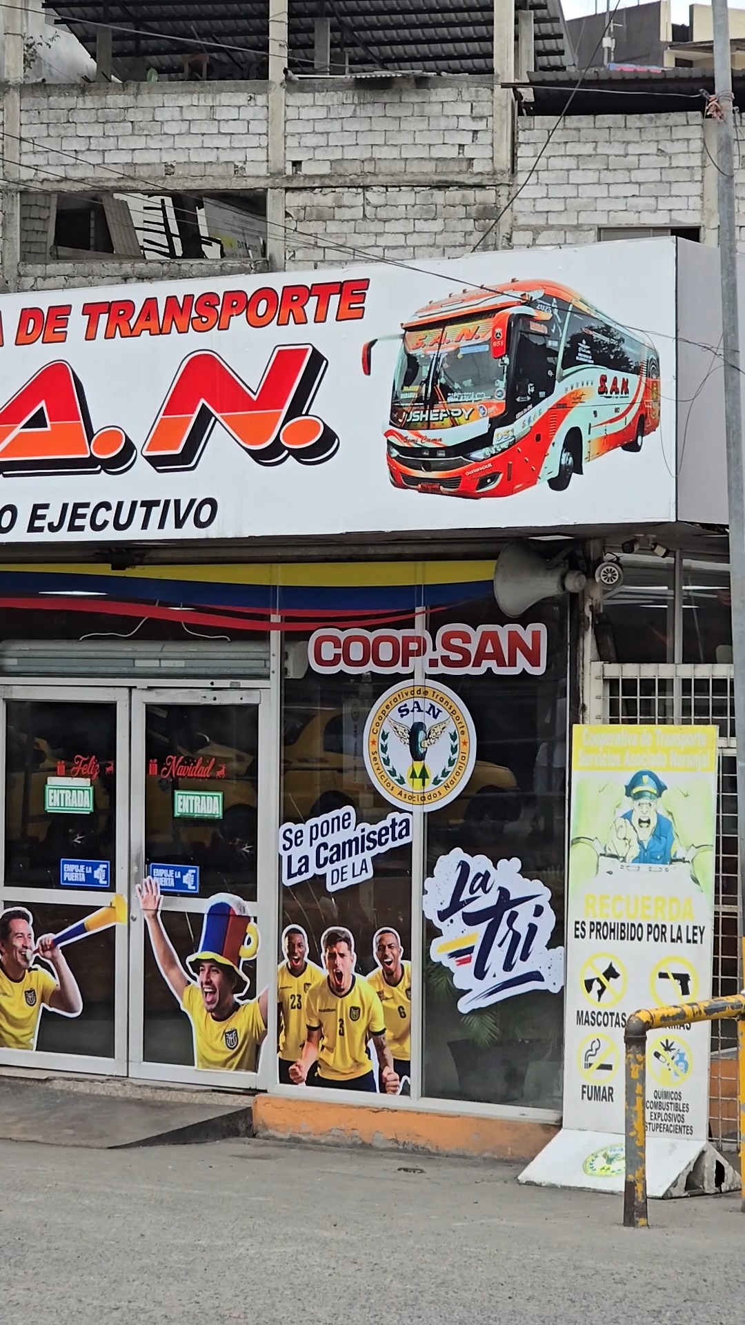 Naranjal: Estudiantes universitarios tendrán 50% de descuento en pasajes gracias a convenio municipal