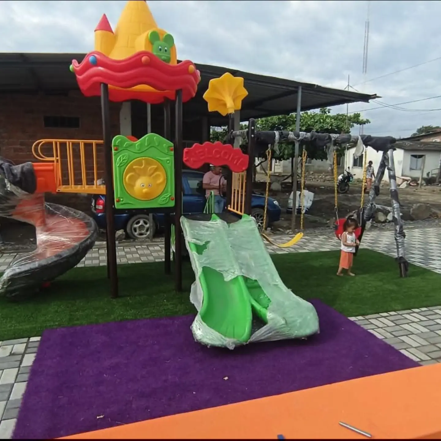 Parque del Recinto Primero de Mayo avanza en su etapa final con el GAD Parroquial de Taura