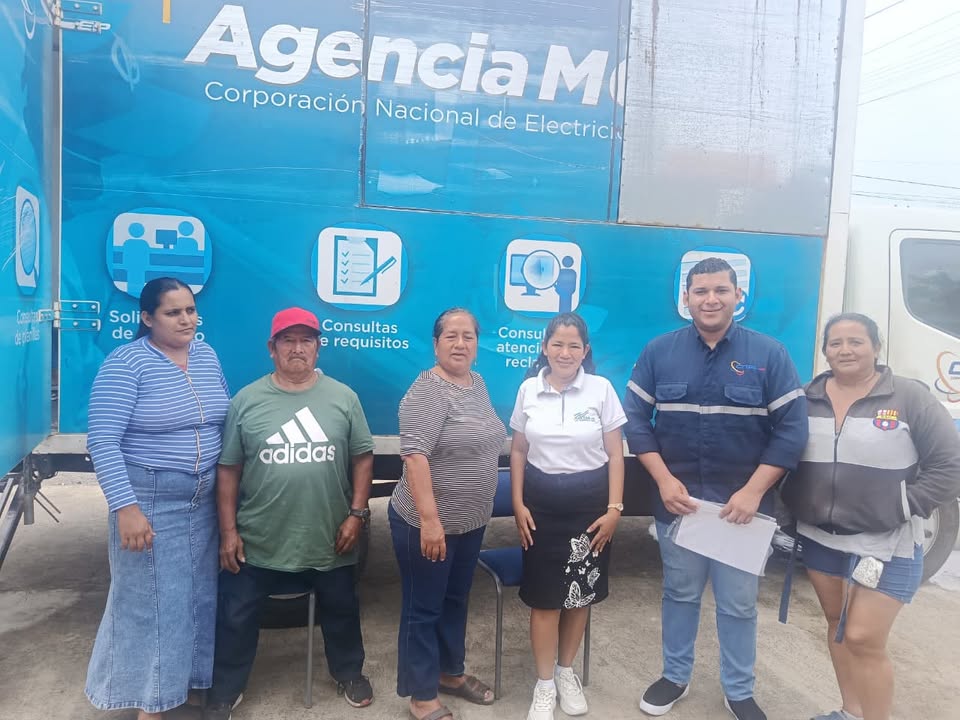 CNEL y GAD San Carlos realizan jornada de atención social en Puerto Inca