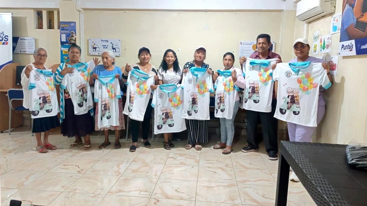 GAD San Carlos entrega uniformes para las Olimpiadas de Adultos Mayores del Reto